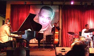 Mulgrew Miller Trio at the Jazz Showcase in Chicago [Photo by Tom Ineck]