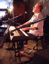 Jim "Cid" Cidlik in his farewell performance at the Zoo Bar [Photo by Tom Ineck]