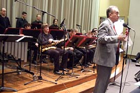 John Richmond speaks to the audience at Sheldon Museum of Art during the Honor Jazz Weekend. [Photo by Tom Ineck]