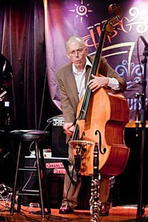 Bassist and comic Jay Leonhart [Photo by Fran Kaufman]