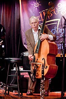 Bassist and comic Jay Leonhart [Photo by Fran Kaufman]