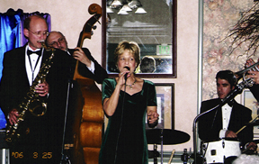 Mike Weatherly and Tom Fischer with singer Judy Kurtz and drummer Kevin Dorn. [Photo by Dan Demuth]